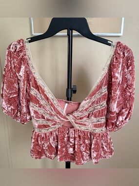 Free People Yours Truly Crushed Velvet & Lace Peplum Top Sz XS Festival Concert